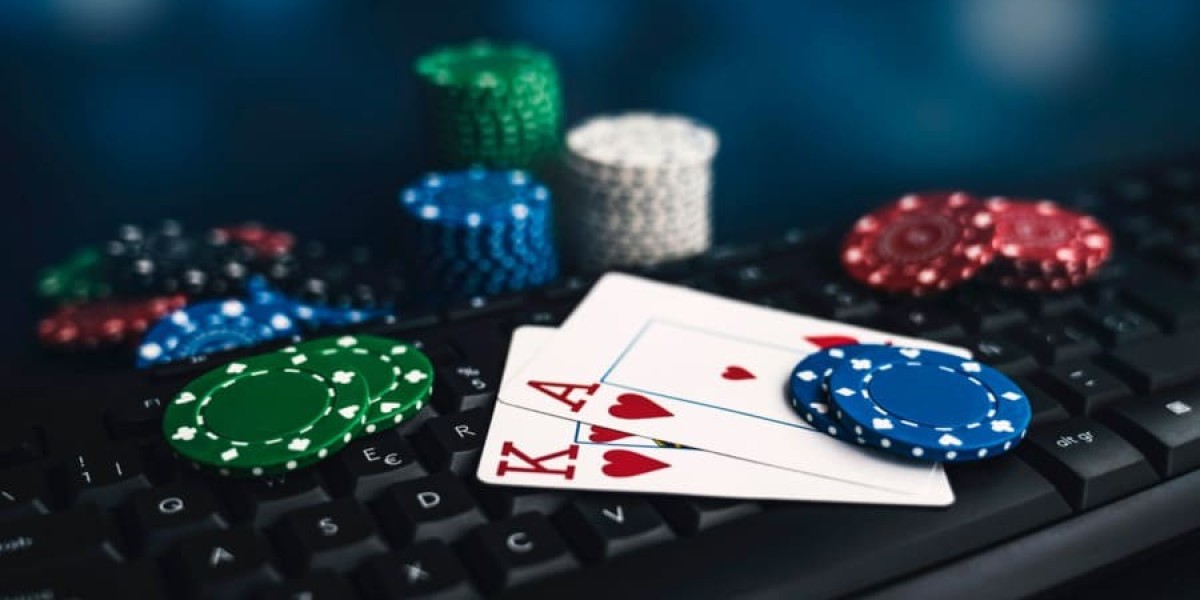 Mastering the Digital Dice: A Witty Guide to Playing Online Casino Games